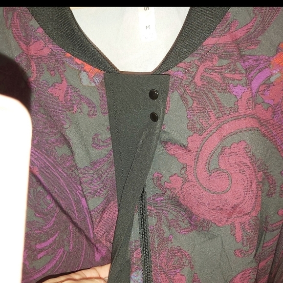 FABLETICS floral jacket - Picture 4 of 5